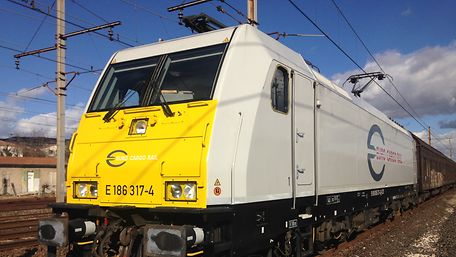 Location wagons and locomotives